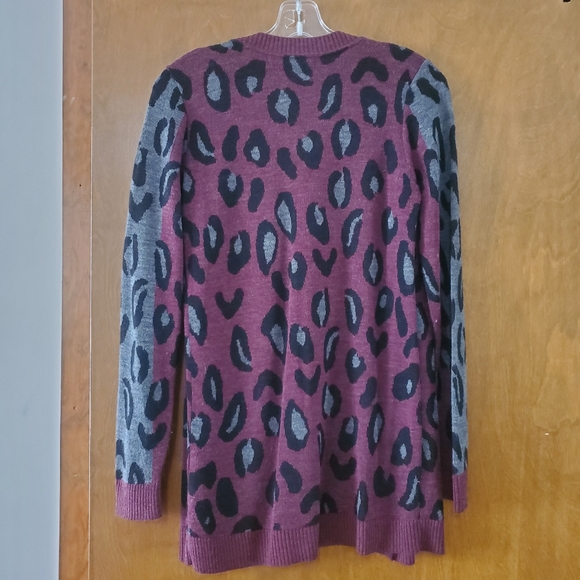 Apt. 9 Leopard Cardigan - Picture 2 of 5